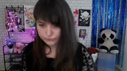 Snapshot of darina_m_ chatting on February 28, 2025, 11:47 am Darina online show from February 28, 2025, 11:47 am