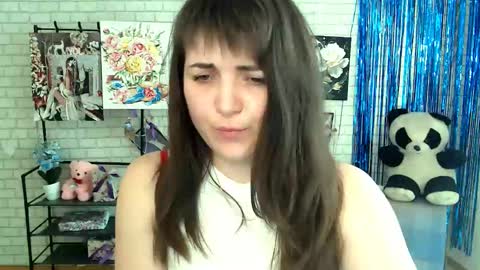 Snapshot of darina_m_ chatting on March 7, 2025, 1:29 pm Darina online show from March 7, 2025, 1:29 pm