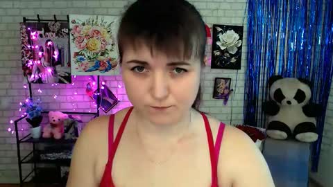 Snapshot of darina_m_ chatting on March 9, 2025, 10:41 am Darina online show from March 9, 2025, 10:41 am