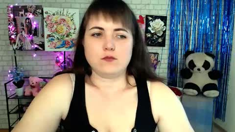 Snapshot of darina_m_ chatting on March 12, 2025, 8:41 am Darina online show from March 12, 2025, 8:41 am