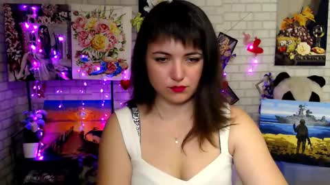 Snapshot of darina_m_ chatting on November 6, 2025, 5:30 am Darina online show from November 6, 2025, 5:30 am