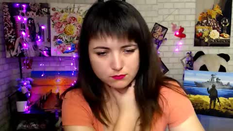 Snapshot of darina_m_ chatting on November 9, 2025, 7:06 am Darina online show from November 9, 2025, 7:06 am