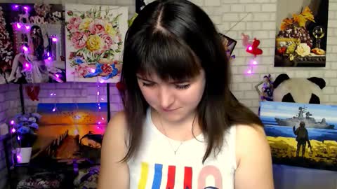 Snapshot of darina_m_ chatting on November 15, 2025, 6:55 am Darina online show from November 15, 2025, 6:55 am