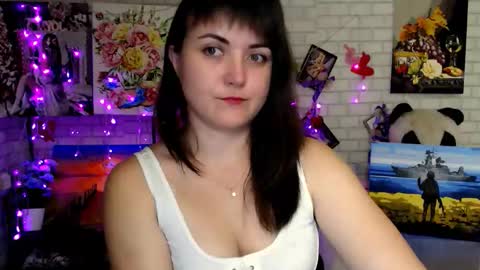 Snapshot of darina_m_ chatting on November 26, 2025, 6:14 am Darina online show from November 26, 2025, 6:14 am