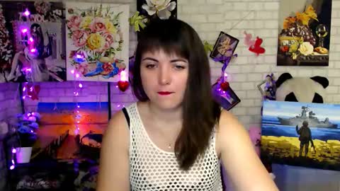 Snapshot of darina_m_ chatting on November 27, 2025, 5:42 am Darina online show from November 27, 2025, 5:42 am