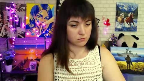 Snapshot of darina_m_ chatting on February 13, 2026, 8:32 am Darina online show from February 13, 2026, 8:32 am