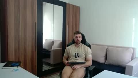 Snapshot of darius_94 chatting on March 20, 2026, 6:51 am darius_94 online show from March 20, 2026, 6:51 am