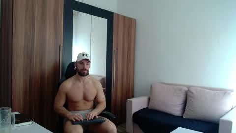 Snapshot of darius_94 chatting on April 11, 2026, 7:45 am darius_94 online show from April 11, 2026, 7:45 am