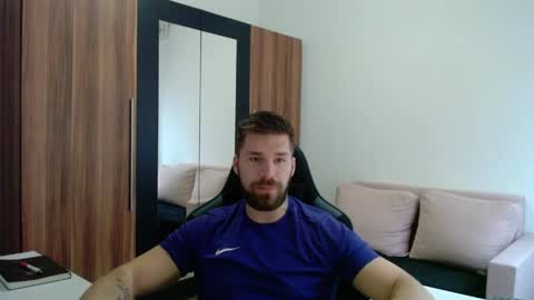 Snapshot of darius_94 chatting on April 14, 2026, 5:24 am darius_94 online show from April 14, 2026, 5:24 am