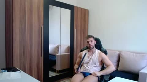 Snapshot of darius_94 chatting on May 4, 2026, 3:46 am darius_94 online show from May 4, 2026, 3:46 am