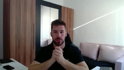 Snapshot of darius_94 chatting on May 6, 2026, 5:03 am darius_94 online show from May 6, 2026, 5:03 am