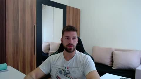 Snapshot of darius_94 chatting on May 29, 2026, 4:21 am darius_94 online show from May 29, 2026, 4:21 am