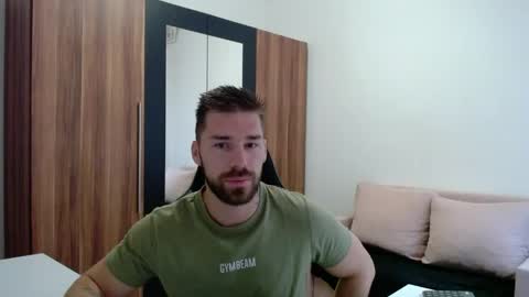 Snapshot of darius_94 chatting on June 1, 2026, 4:25 am darius_94 online show from June 1, 2026, 4:25 am