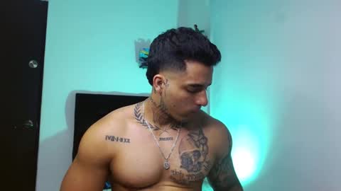 Darius Phoenix  online show from February 28, 2026, 10:00 pm