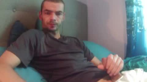 Snapshot of dark377 chatting on September 13, 2025, 3:12 pm dark377 online show from September 13, 2025, 3:12 pm