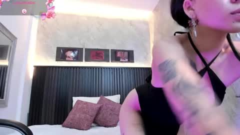 Dark online show from September 18, 2025, 11:56 am