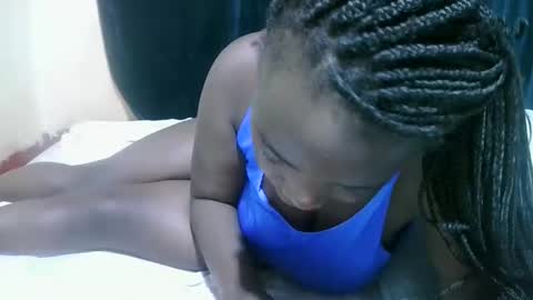 Snapshot of dark_anggel chatting on September 24, 2025, 3:32 am dark_anggel online show from September 24, 2025, 3:32 am