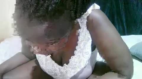 Snapshot of dark_anggel chatting on October 3, 2025, 6:21 am dark_anggel online show from October 3, 2025, 6:21 am