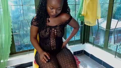 Snapshot of dark_chocolate0 chatting on April 19, 2026, 6:24 am becky online show from April 19, 2026, 6:24 am