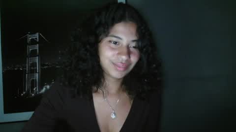 Snapshot of dark_enchantress_ chatting on August 1, 2026, 12:32 am Sofia online show from August 1, 2026, 12:32 am