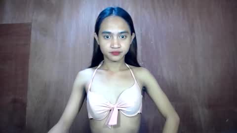 LIANNA online show from April 6, 2026, 3:15 am