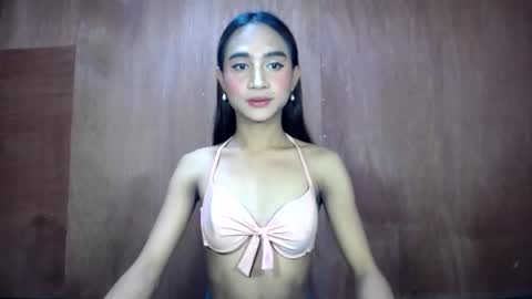 LIANNA online show from April 6, 2026, 4:46 am