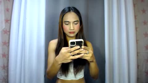 LIANNA online show from April 16, 2026, 4:35 am