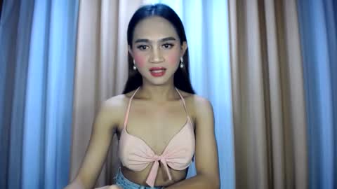 Snapshot of dark_hurohuro19 chatting on May 29, 2026, 2:42 am LIANNA online show from May 29, 2026, 2:42 am