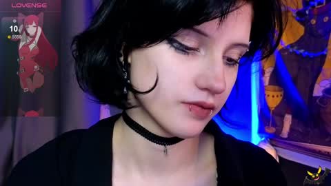 Snapshot of dark_vamp_ chatting on December 11, 2024, 12:23 am Vamp  online show from December 11, 2024, 12:23 am