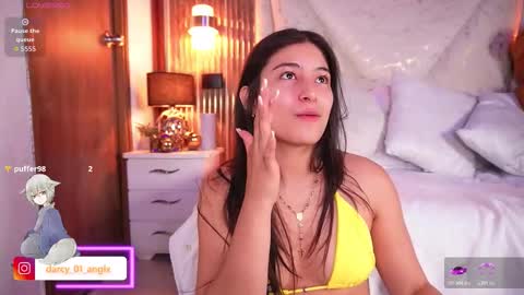 Angel Darcy  online show from March 3, 2026, 11:43 pm