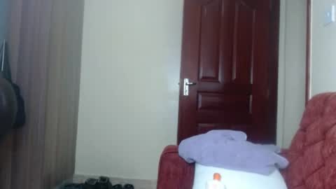 darkberry_bubble online show from July 12, 2026, 2:08 pm