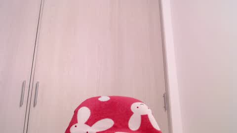  Candy   online show from January 29, 2025, 9:23 am