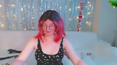 Kelly online show from January 4, 2025, 10:38 am