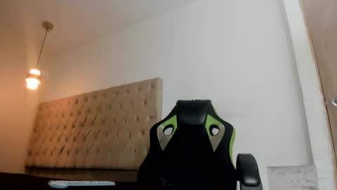 darkknightx01 online show from March 8, 2026, 1:36 am