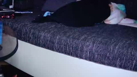 darkm90 online show from November 3, 2025, 5:47 pm