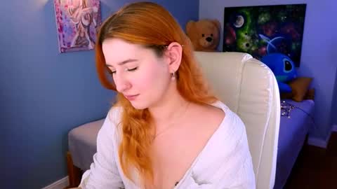 darkmoon____ online show from November 1, 2025, 2:19 pm