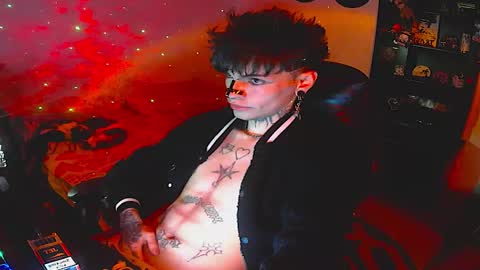   online show from October 17, 2025, 7:55 am