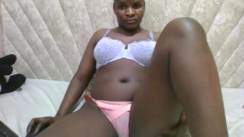 Snapshot of darknipples2 chatting on July 19, 2026, 9:18 pm SHANICE online show from July 19, 2026, 9:18 pm