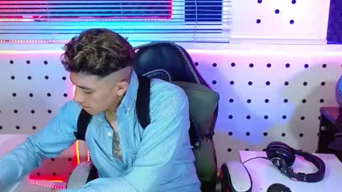 DARKO0717 online show from November 4, 2025, 11:31 am