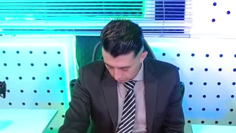 DARKO0717 online show from November 12, 2025, 12:16 pm