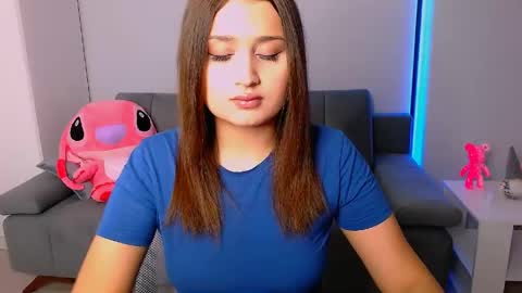Snapshot of darksidelove_ chatting on June 7, 2026, 4:00 pm Amelie online show from June 7, 2026, 4:00 pm