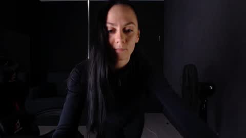 darkspark_ online show from November 1, 2025, 11:01 am