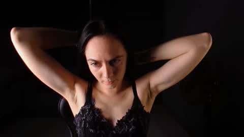 darkspark_ online show from November 10, 2025, 10:36 am