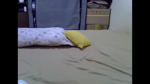 Snapshot of darling_ella chatting on October 15, 2025, 7:08 am darling_ella online show from October 15, 2025, 7:08 am