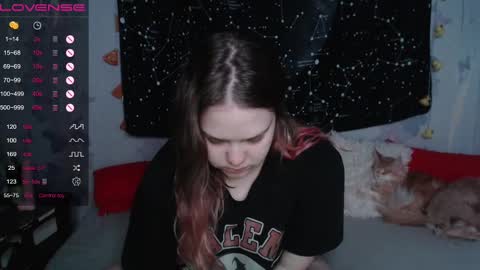 Snapshot of darling_tony18 chatting on February 11, 2025, 4:35 pm darling_tony18 online show from February 11, 2025, 4:35 pm