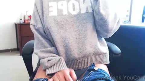 DarlingD online show from December 5, 2024, 4:34 pm