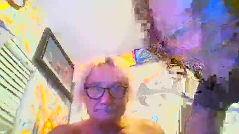 darnette_daisy online show from September 14, 2025, 4:00 am