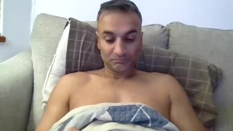 darryl43321 online show from October 25, 2025, 5:37 am