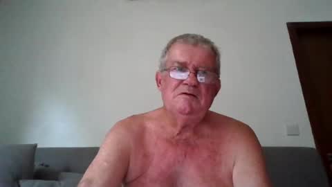 darwincock online show from June 27, 2026, 2:16 am