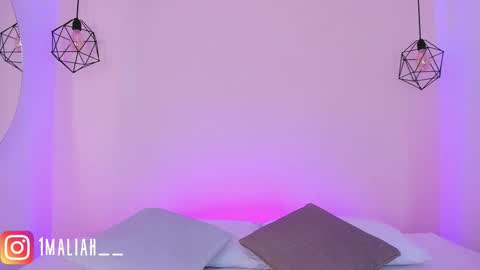 Snapshot of dasha_b chatting on October 1, 2025, 7:53 pm Dasha online show from October 1, 2025, 7:53 pm
